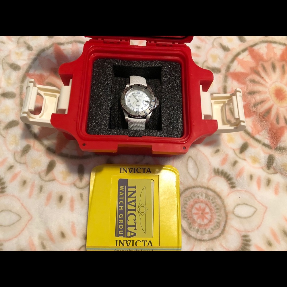 Invicta Angel Watch - Picture 3 of 6